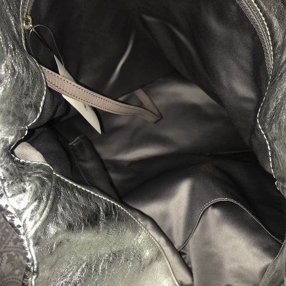 Chanel limited edition large tote brand new - Picture 4 of 7